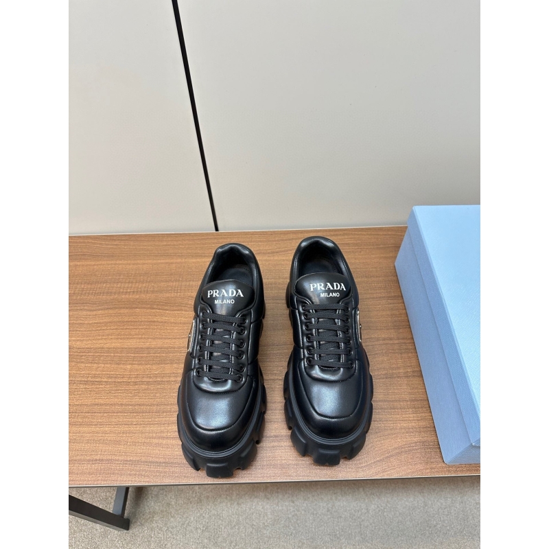 Pra*a casual shoes